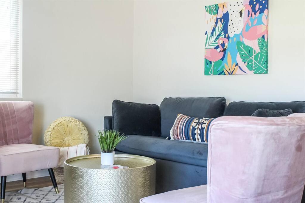 凤凰城Newly Remodeled Midcentury Pink Flamingo Casa别墅 外观 照片